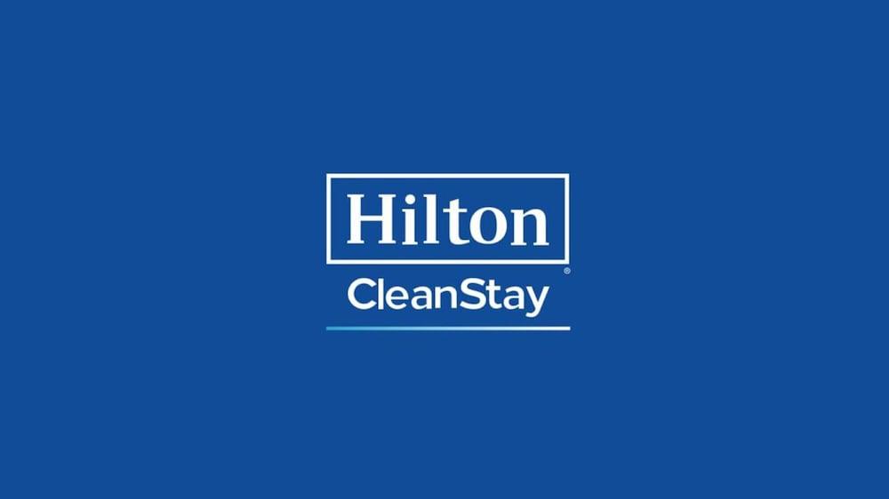 Hampton Inn Куинси Екстериор снимка